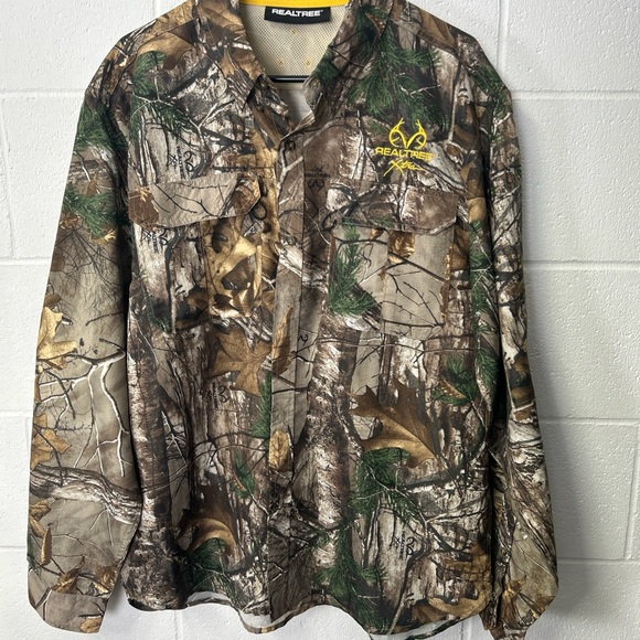 Realtree Men's Woodland Camo Xtra Shirt Jacket - Picture 1 of 11